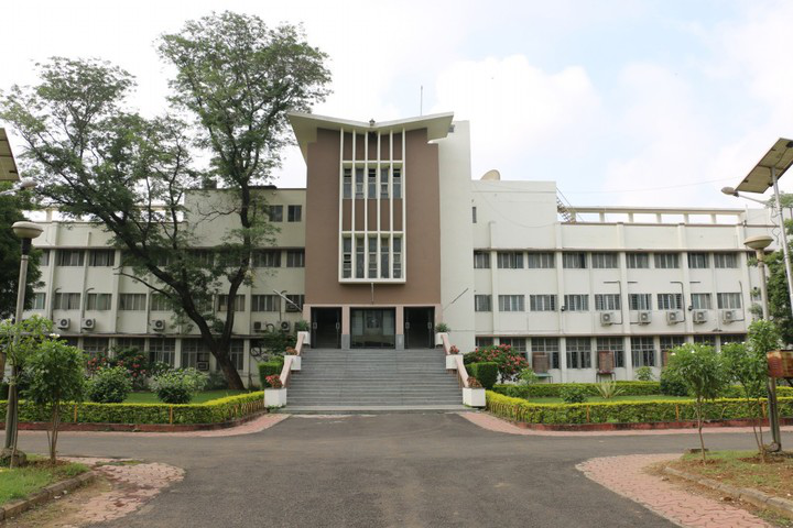 Vnit nagpur - Best Colleges in Nagpur