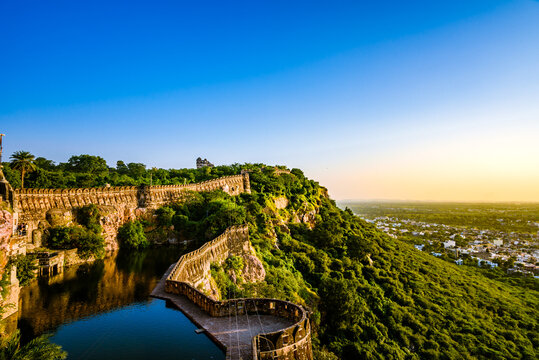Chittorgarh Fort India’s Largest and Grandest Fortress