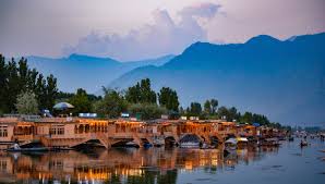 Kashmir Famous Places