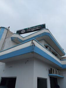 hotel in Ayodhya near railway station