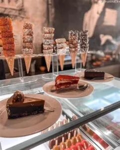  Unique Amélie's Cafe and Creamery in Chennai